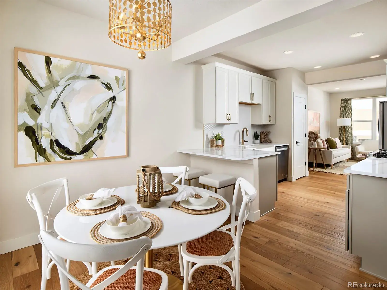 12092025011203 1600 2