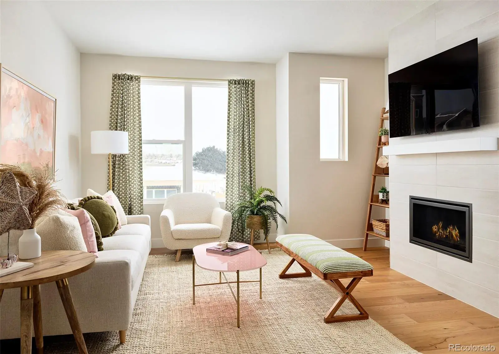 12092025011203 1600 6