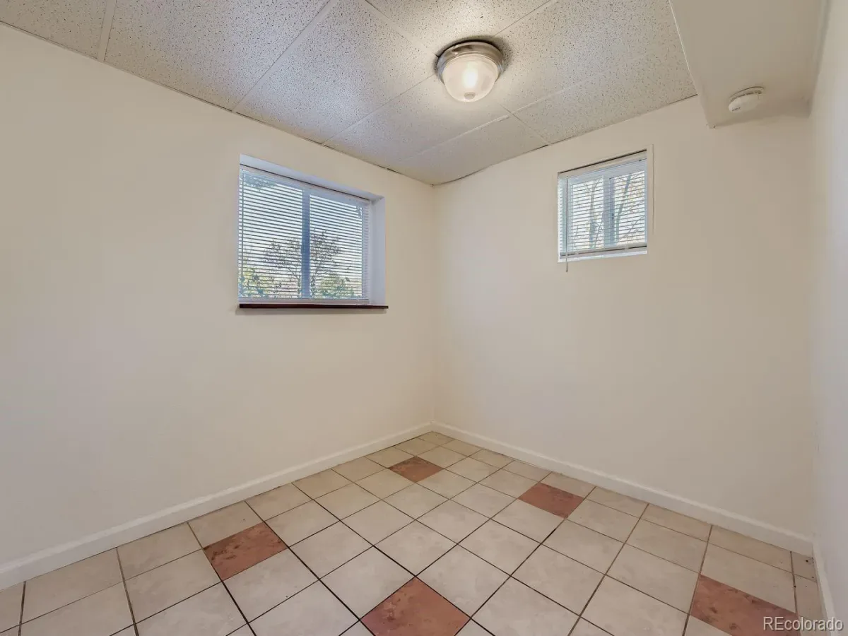 03292026222150 1200 24