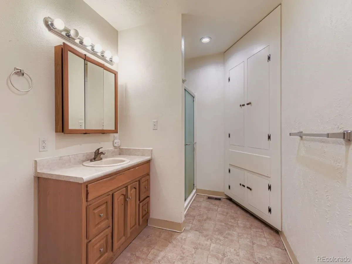 03292026222150 1200 7