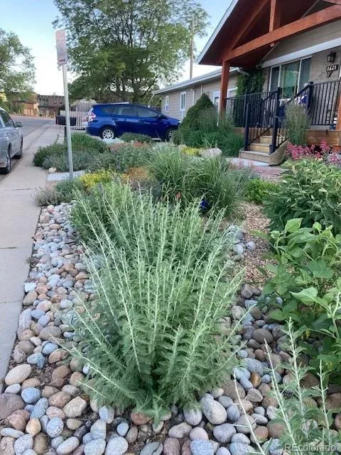 03292026222150 480 33