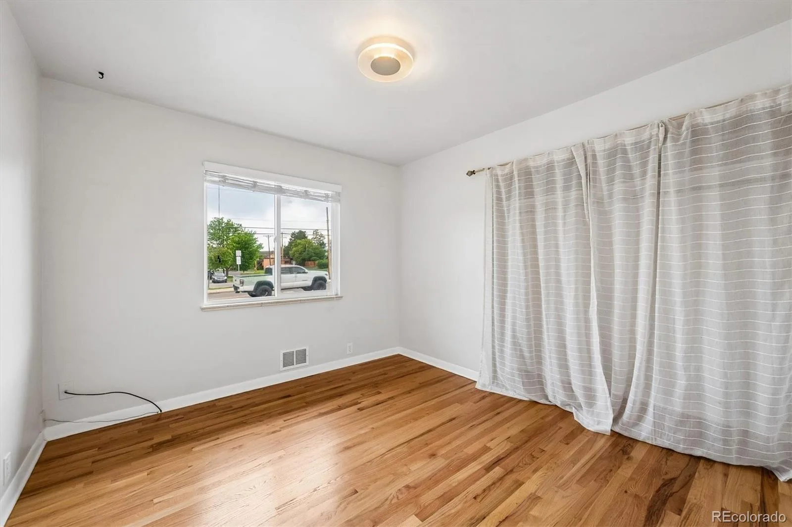 1600 S Dahlia Street Denver CO 80222 MLS #REC8359625 06062026161651 1600 15