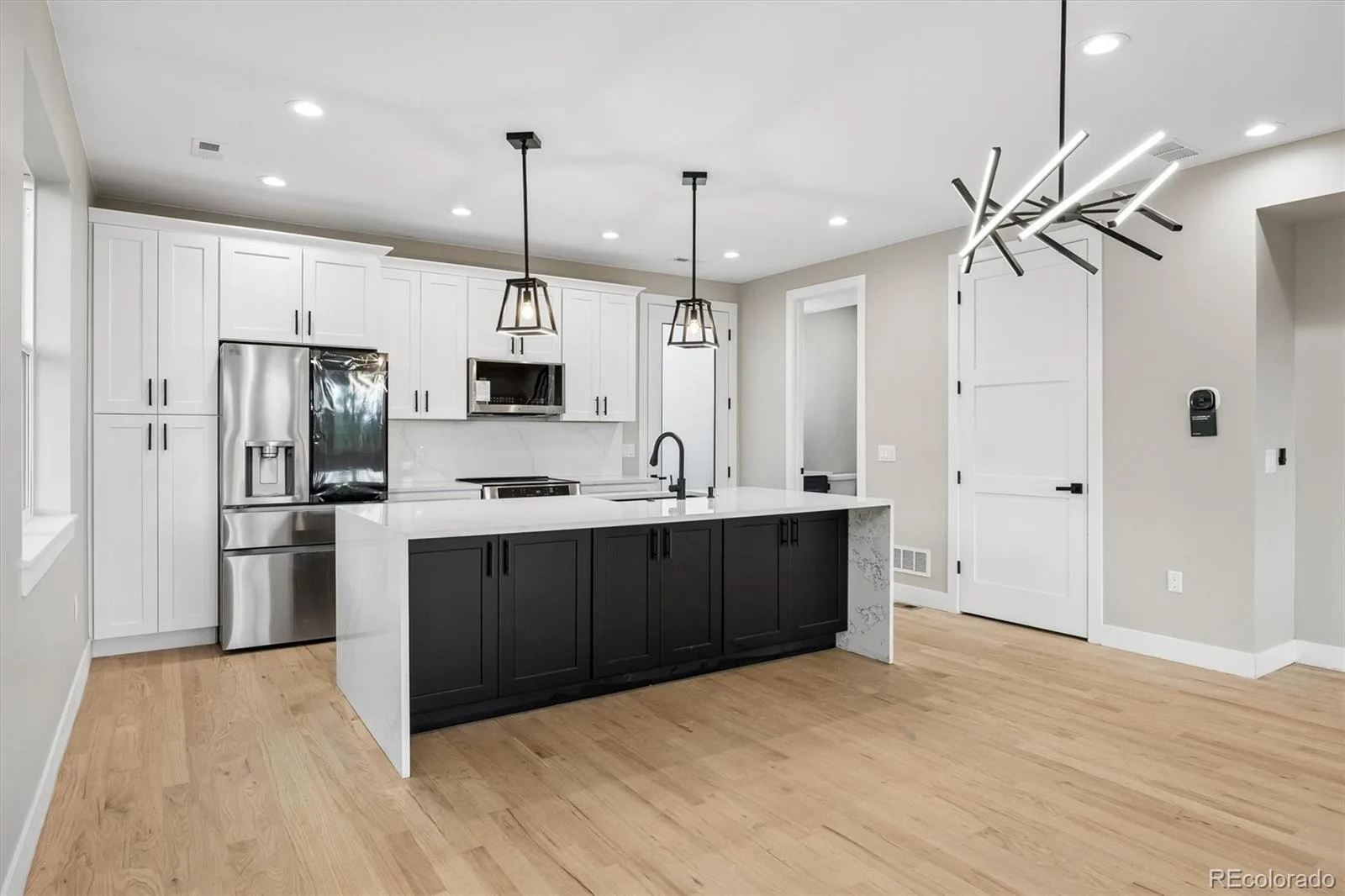 3831 W 3rd Avenue Denver CO 80219 MLS #REC8361536 06062026161701 1600 11