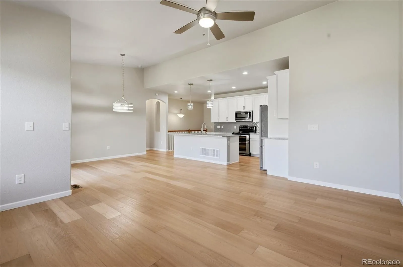11920 Barrentine Loop Parker CO 80138 | MLS #REC8361910 07302026173839 1600 13