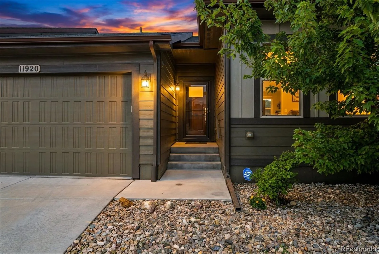 11920 Barrentine Loop Parker CO 80138 | MLS #REC8361910 07302026173839 1600 3