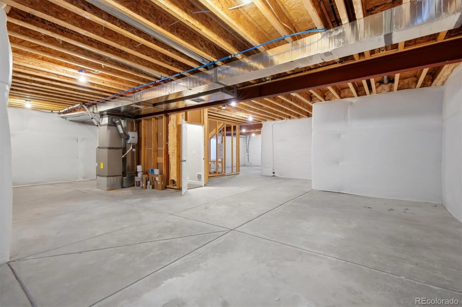 11920 Barrentine Loop Parker CO 80138 | MLS #REC8361910 07302026173839 1600 34