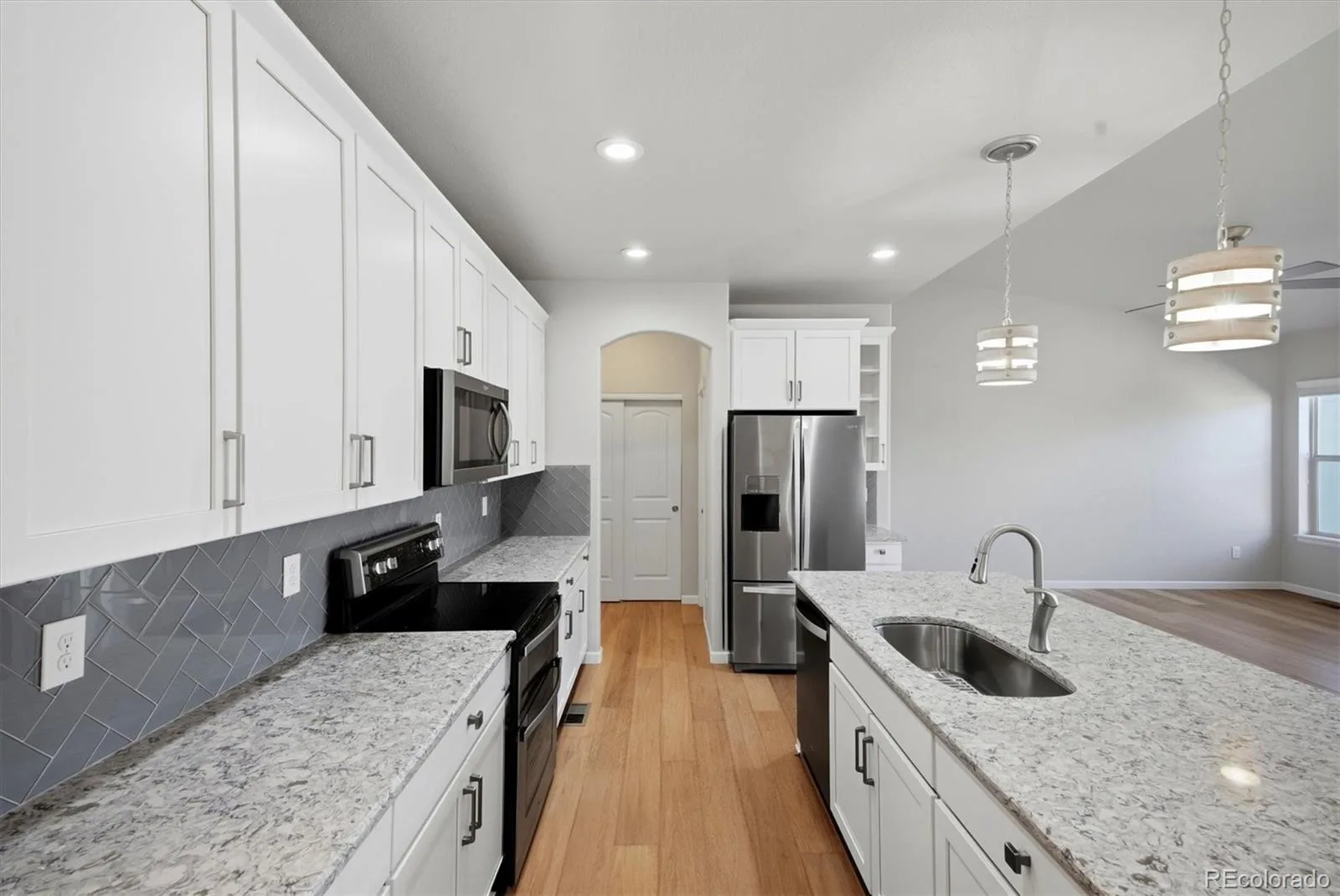 11920 Barrentine Loop Parker CO 80138 | MLS #REC8361910 07302026173839 1600 7
