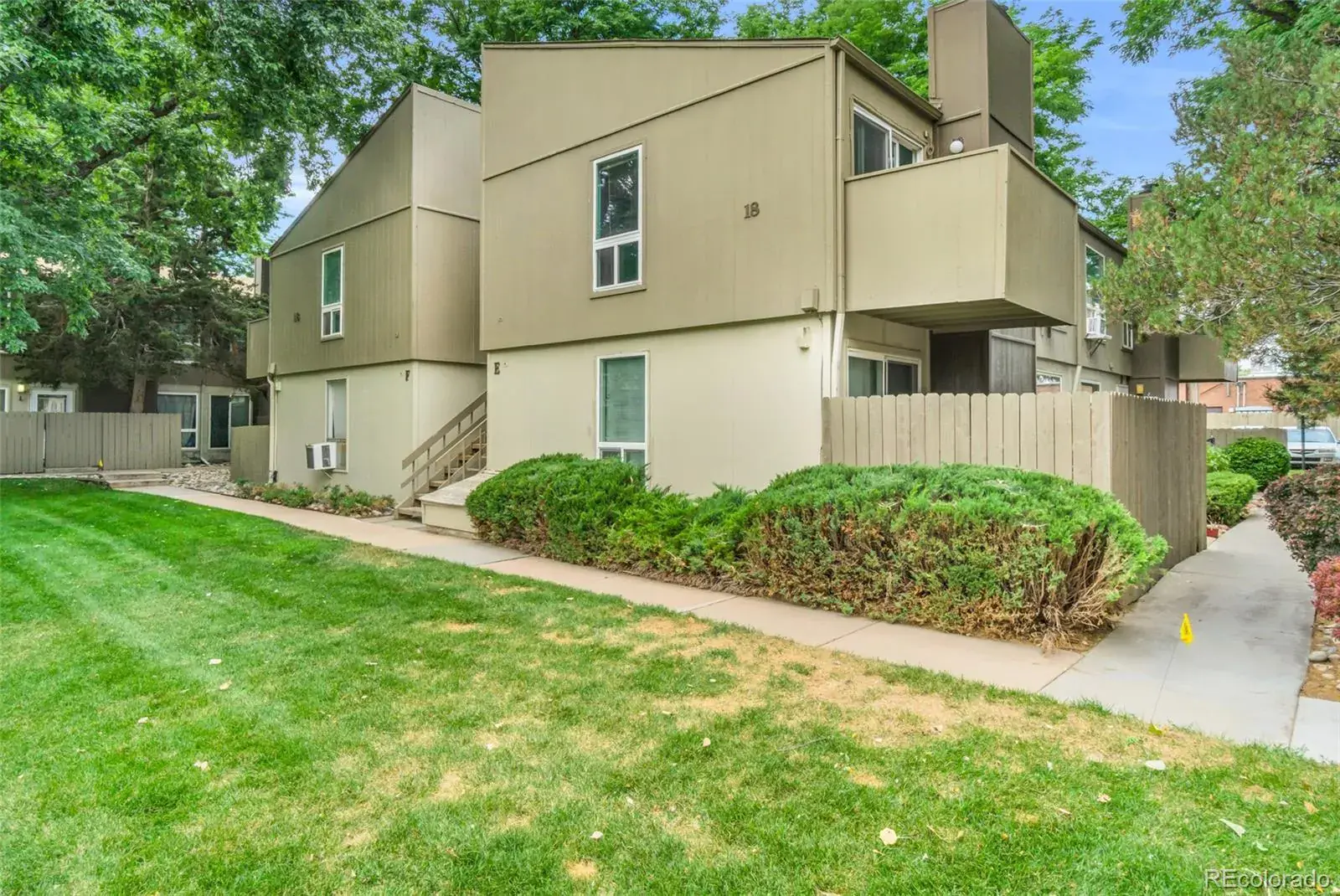 7373 W Florida Avenue #18E Lakewood CO 80232 | MLS #REC8364378 01302026225424 1600 9