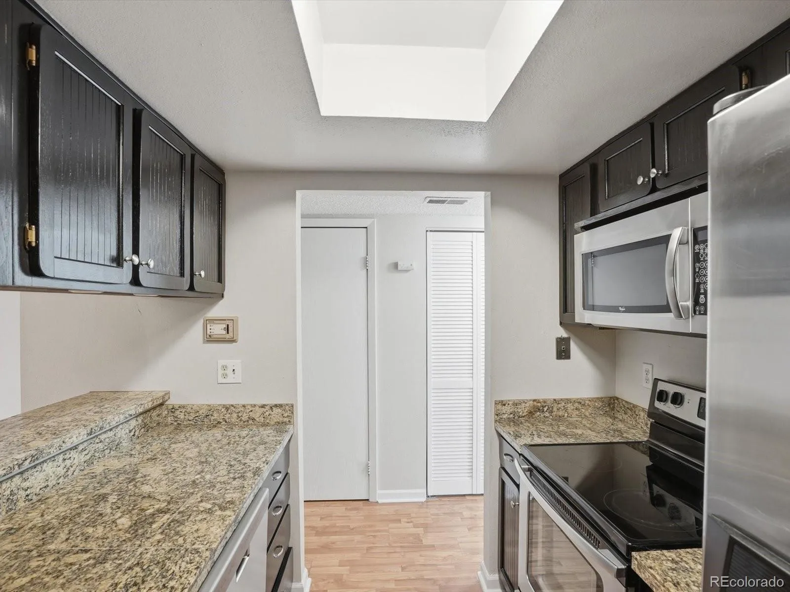 04142026172014 1600 10