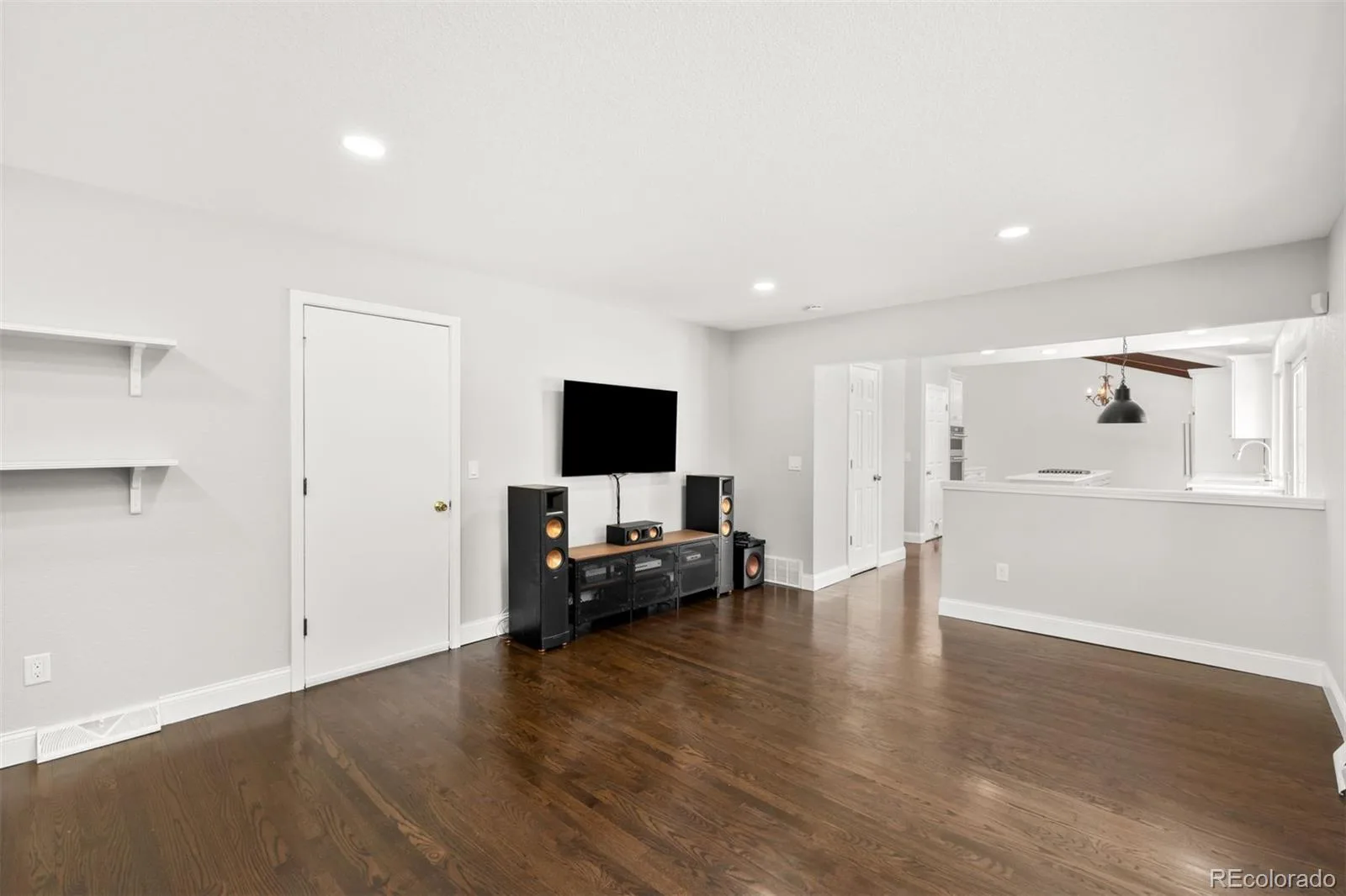 1966 S Macon Way Aurora CO 80014 MLS #REC8365814 06202026000906 1600 14