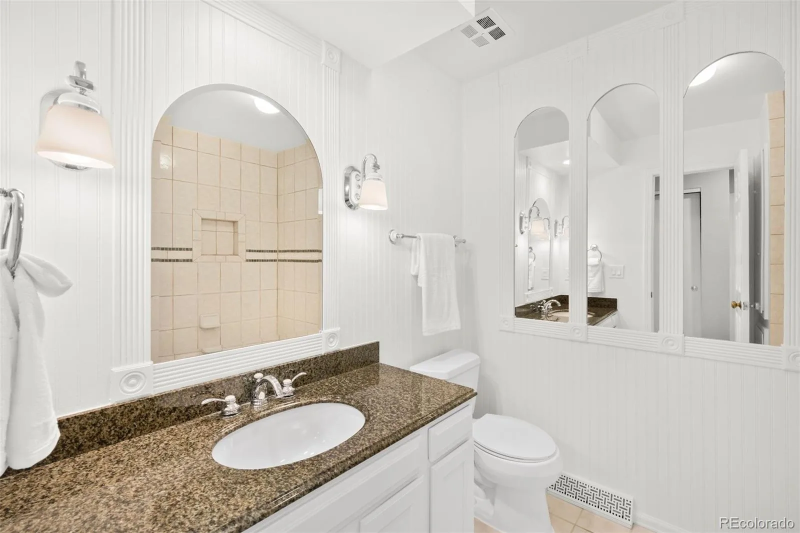 1966 S Macon Way Aurora CO 80014 MLS #REC8365814 06202026000906 1600 26