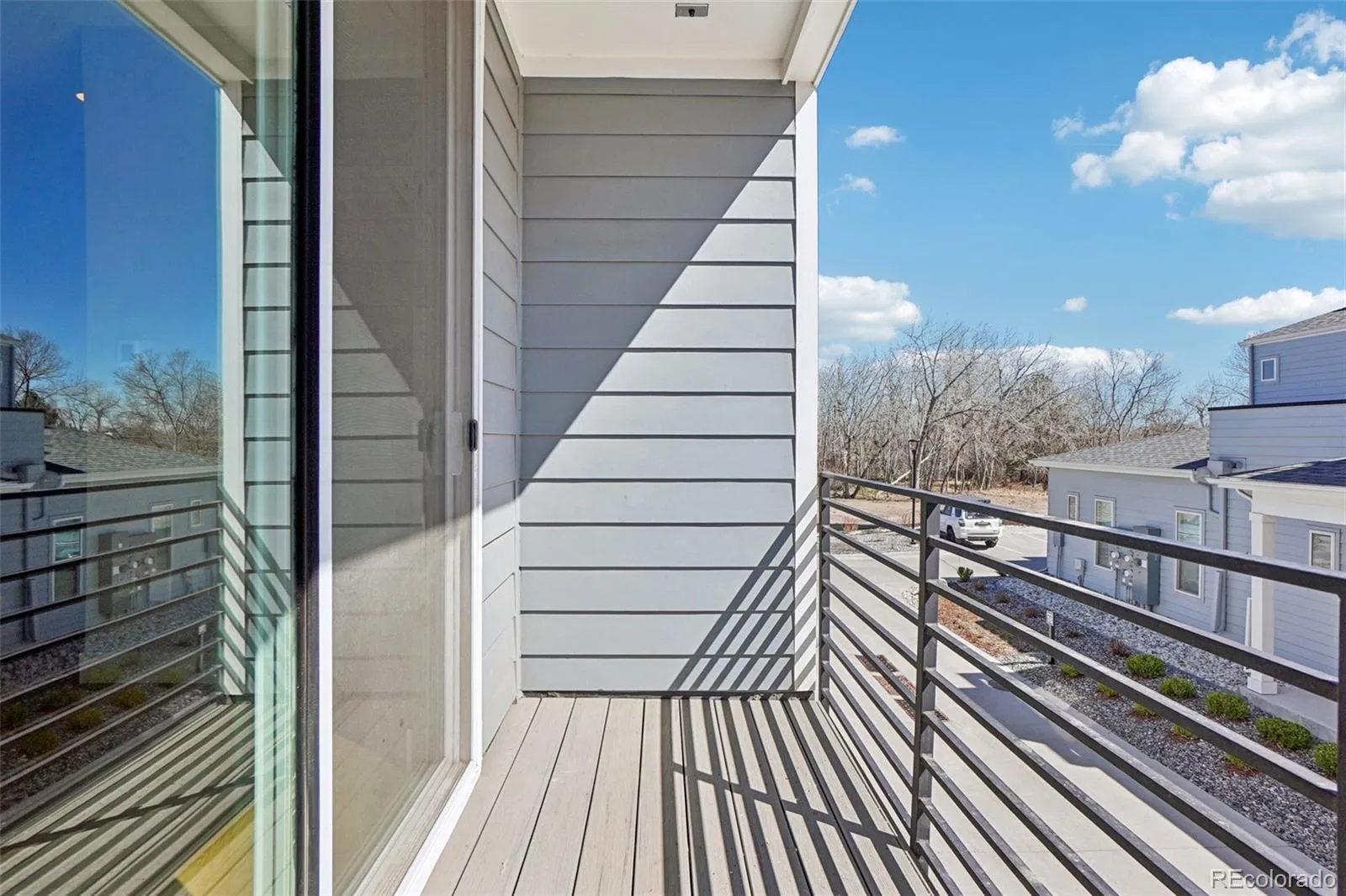 04142026014920 1600 30