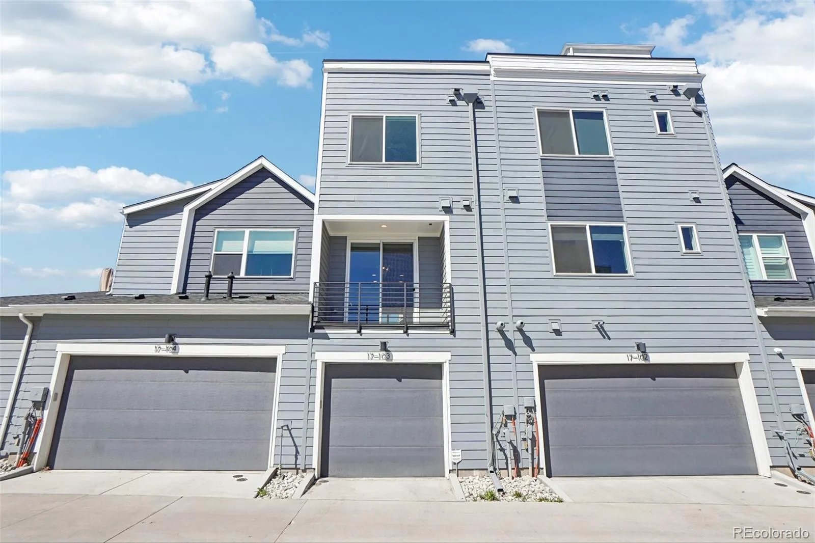 04142026014920 1600 36