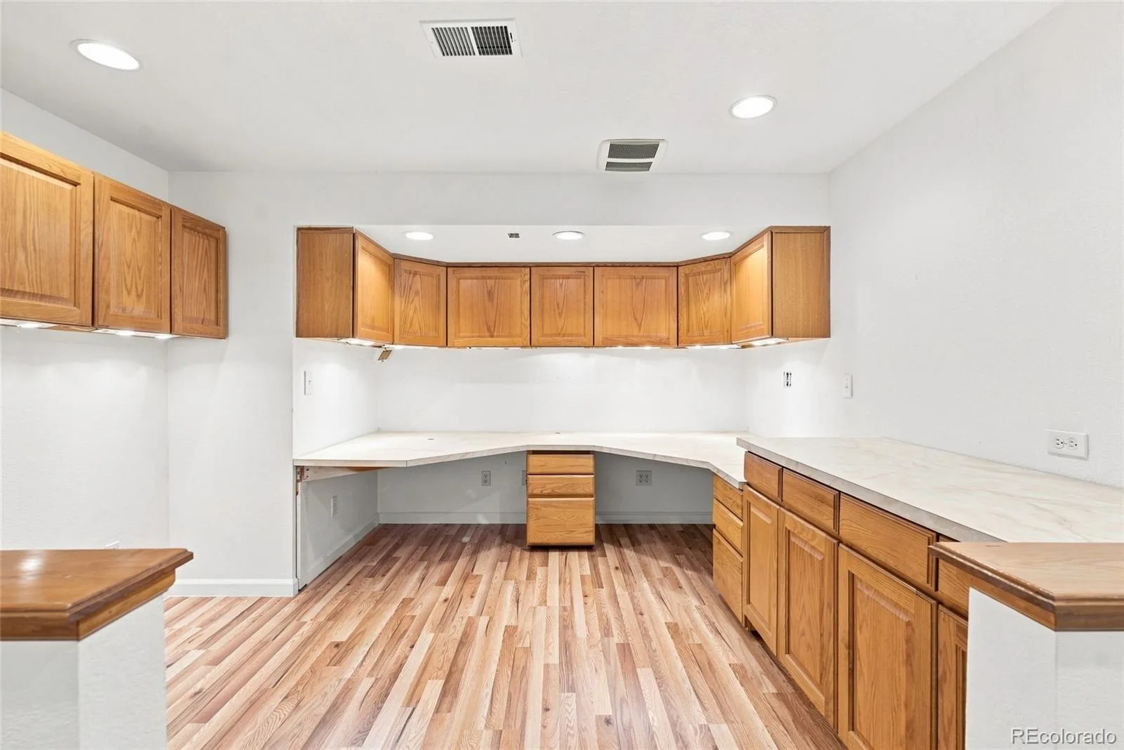 1849 S Ulster Street Denver CO 80231 | MLS #REC8367004 08212026185429 1600 18