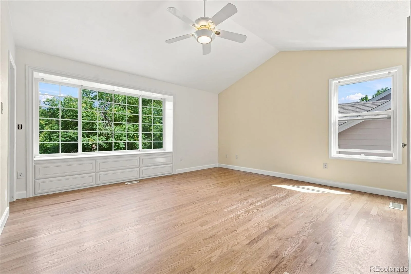 1849 S Ulster Street Denver CO 80231 | MLS #REC8367004 08212026185429 1600 28