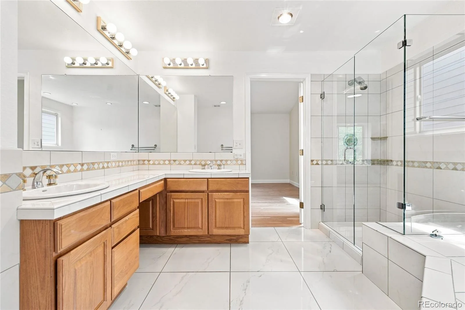 1849 S Ulster Street Denver CO 80231 | MLS #REC8367004 08212026185429 1600 31
