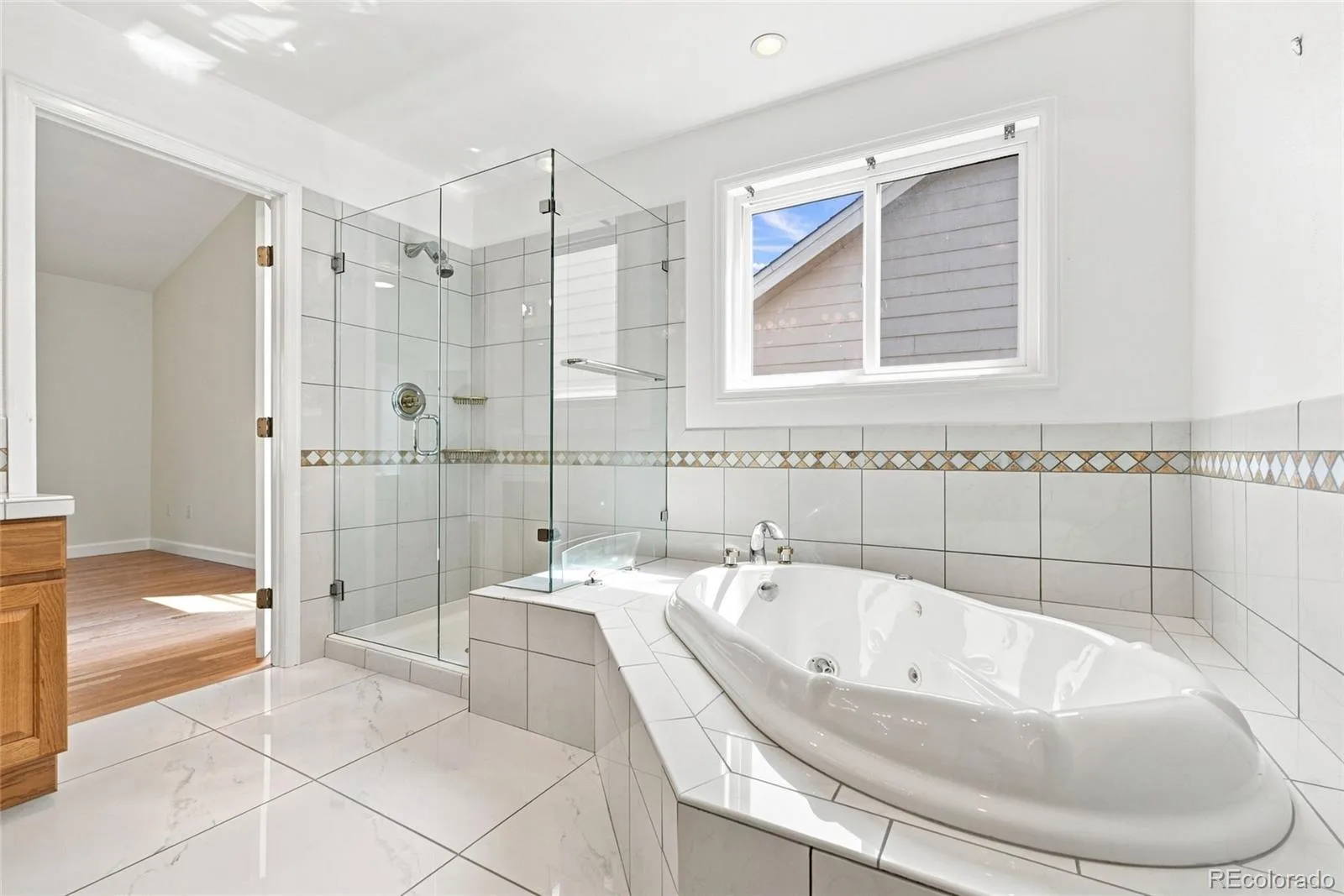 1849 S Ulster Street Denver CO 80231 | MLS #REC8367004 08212026185429 1600 32