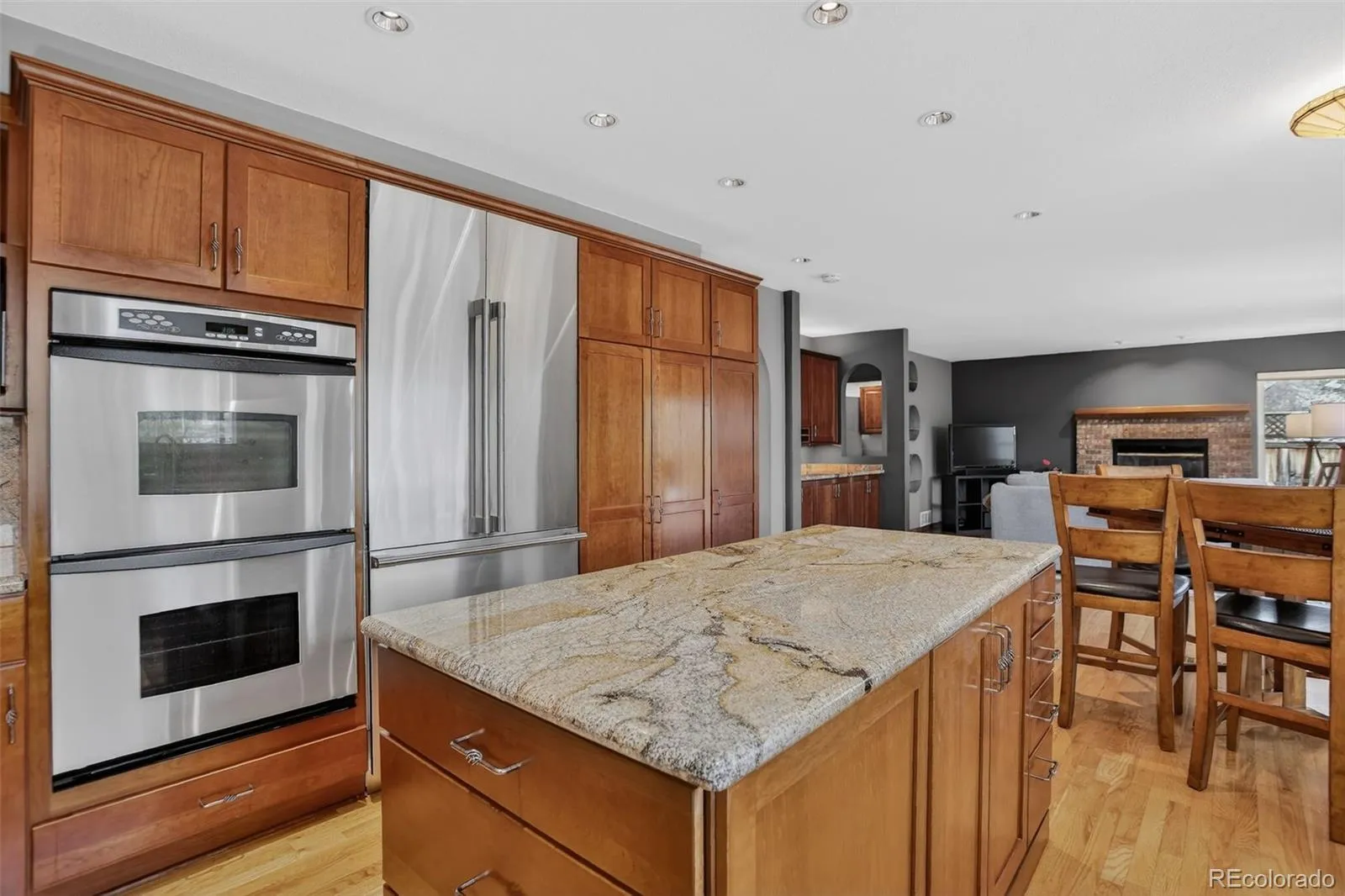 8864 S Indian Creek Street Highlands Ranch CO 80126 MLS #REC8368055 04092026162405 1600 16