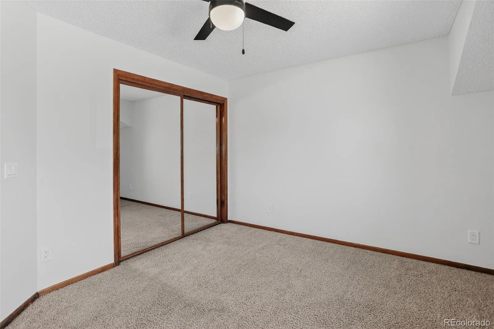 8864 S Indian Creek Street Highlands Ranch CO 80126 MLS #REC8368055 04092026162405 1600 37