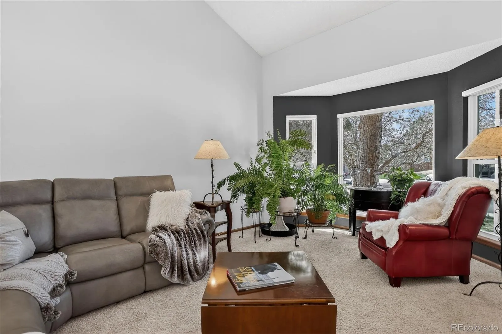 8864 S Indian Creek Street Highlands Ranch CO 80126 MLS #REC8368055 04092026162405 1600 9