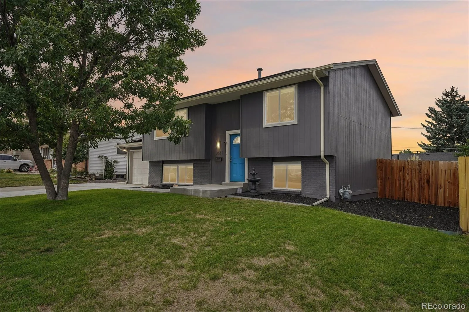 3521 W Mountain Road Englewood CO 80110 | MLS #REC8369259 08272026122420 1600 3