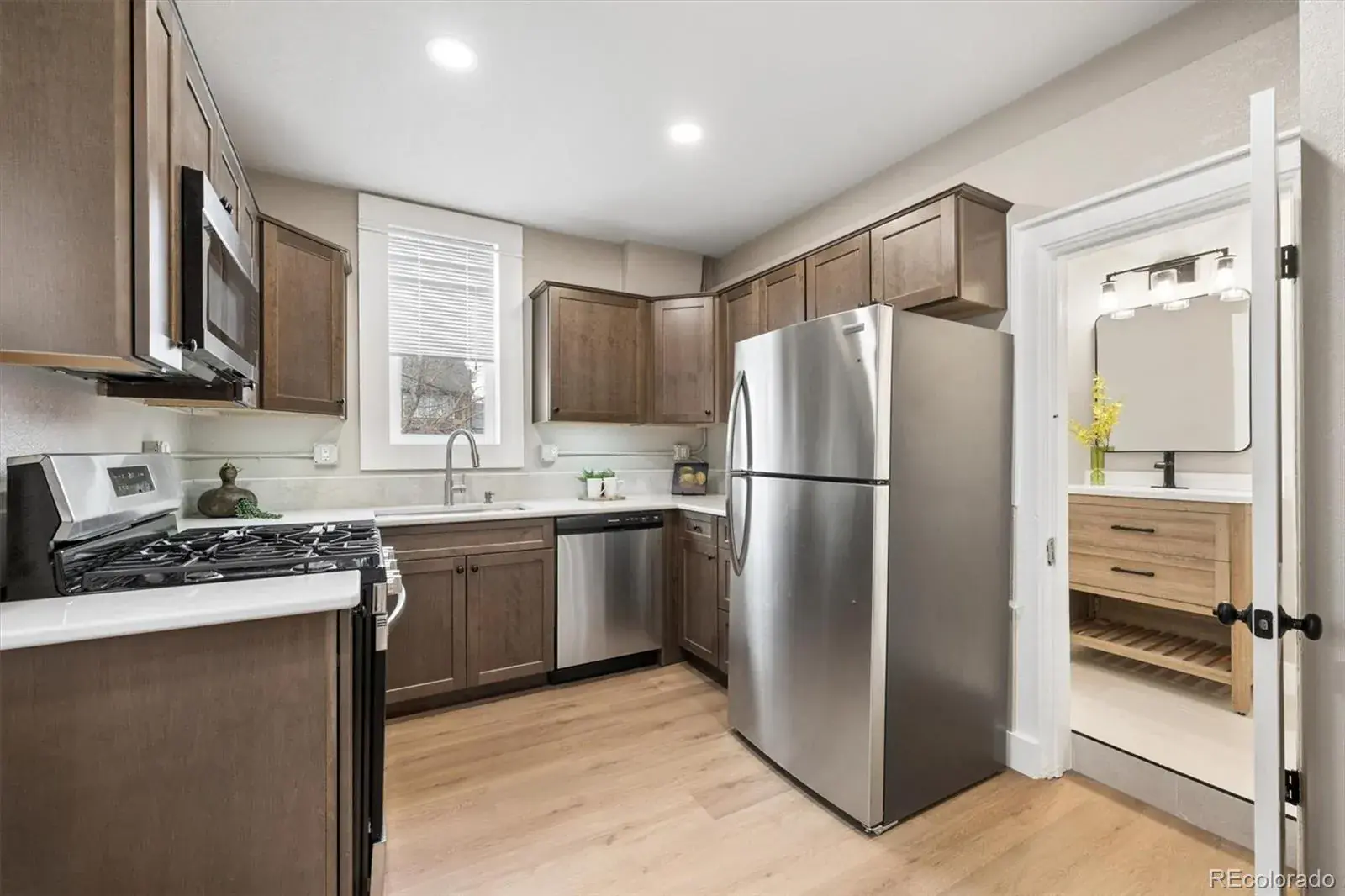 03052026210720 1600 10