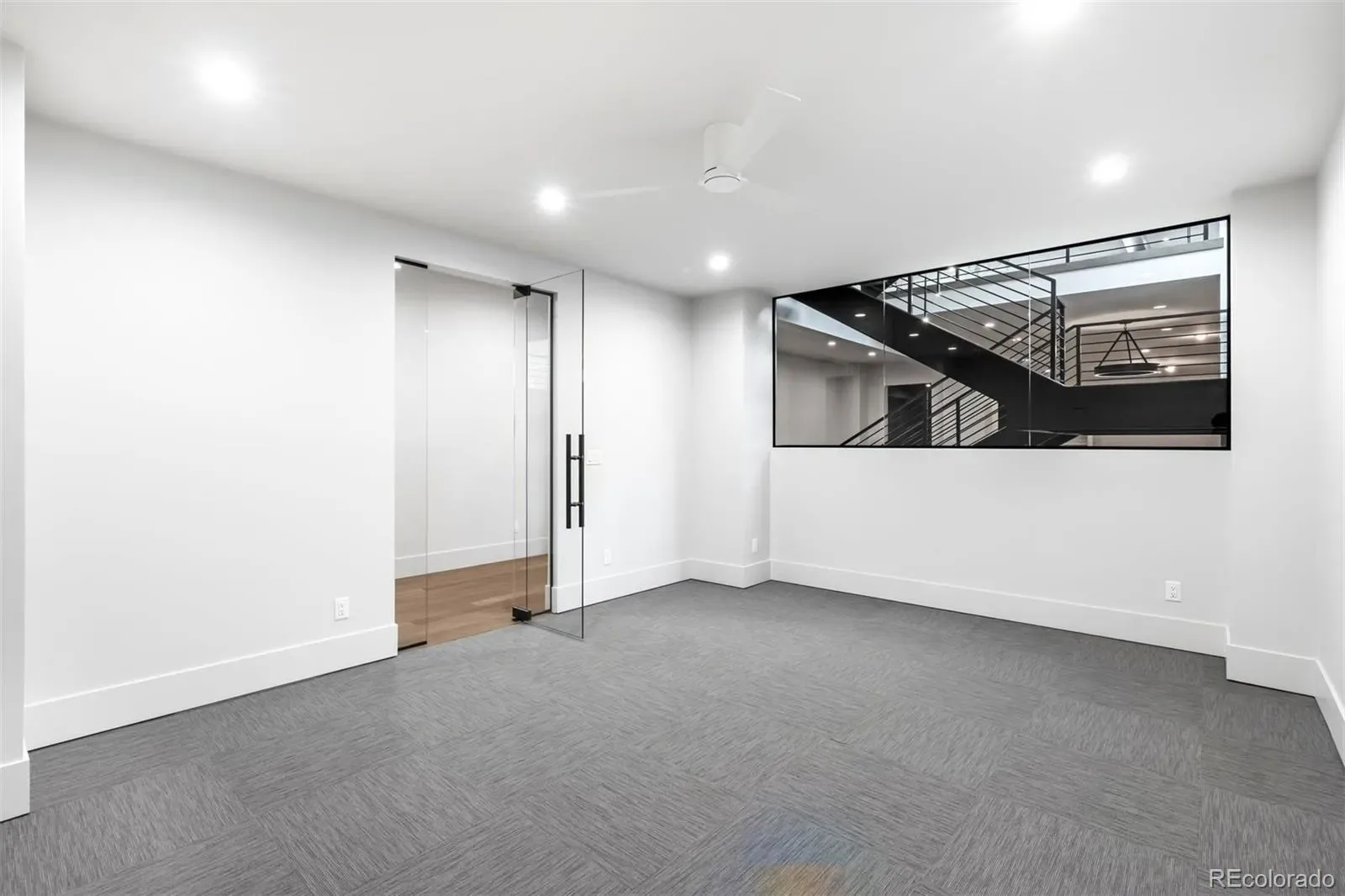 2671 E Cedar Avenue Denver CO 80209 MLS #REC8374917 03202026230744 1600 34