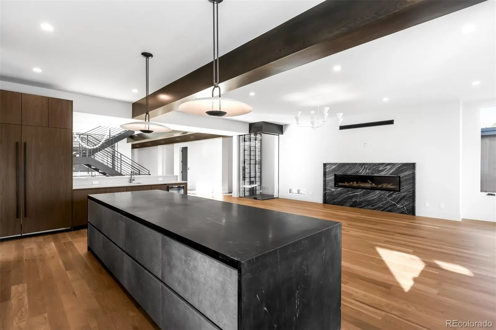 2671 E Cedar Avenue Denver CO 80209 MLS #REC8374917 03202026230744 1600 6