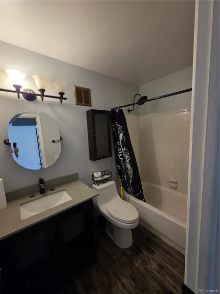 2415 S Xanadu Way #A #2415 Aurora CO 80014 MLS #REC8376701 04242026161145 800 7