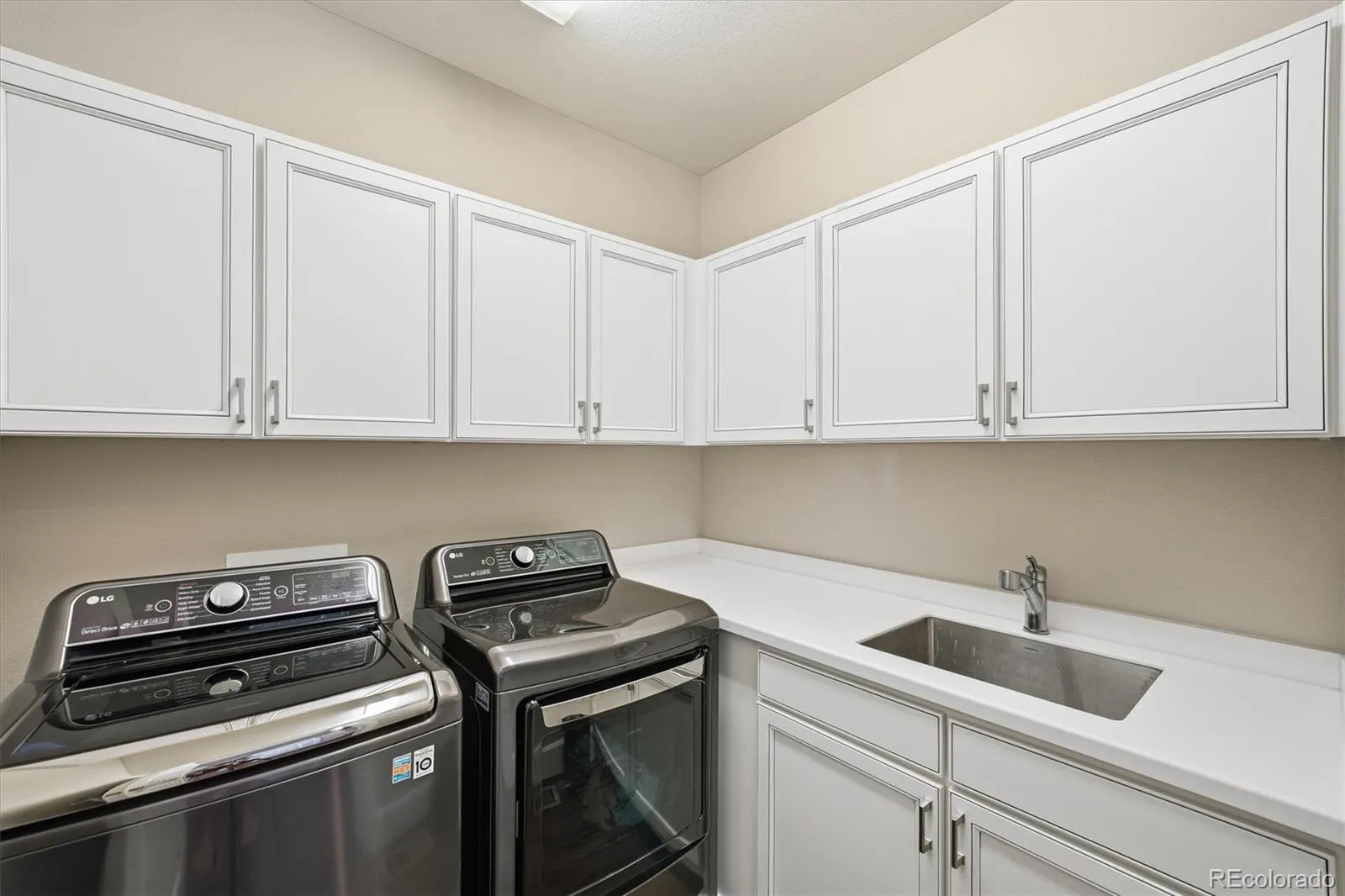 6700 Mentha Drive Castle Rock CO 80108 MLS #REC8376730 05132026213345 1600 21