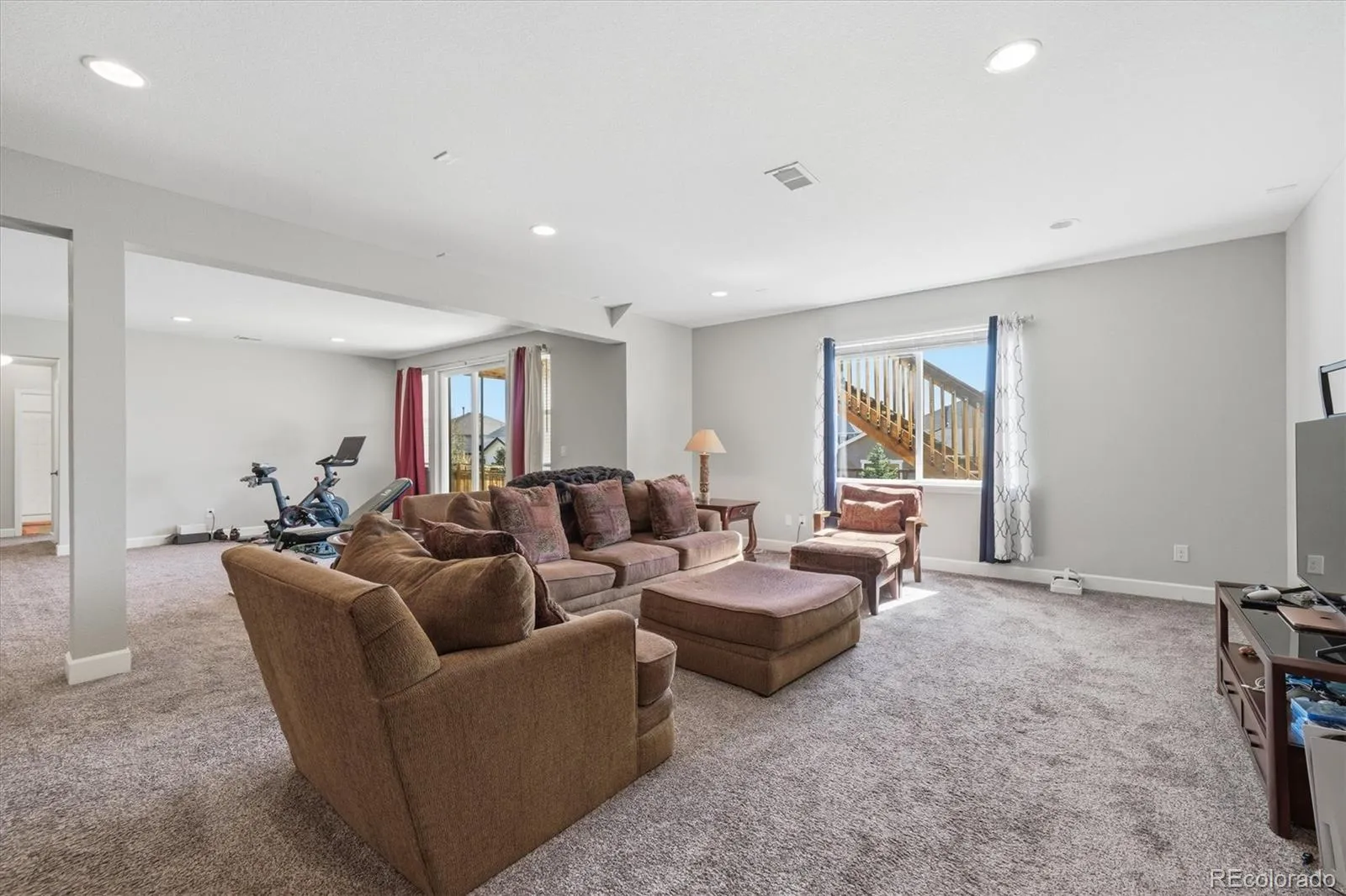 6700 Mentha Drive Castle Rock CO 80108 MLS #REC8376730 05132026213345 1600 29