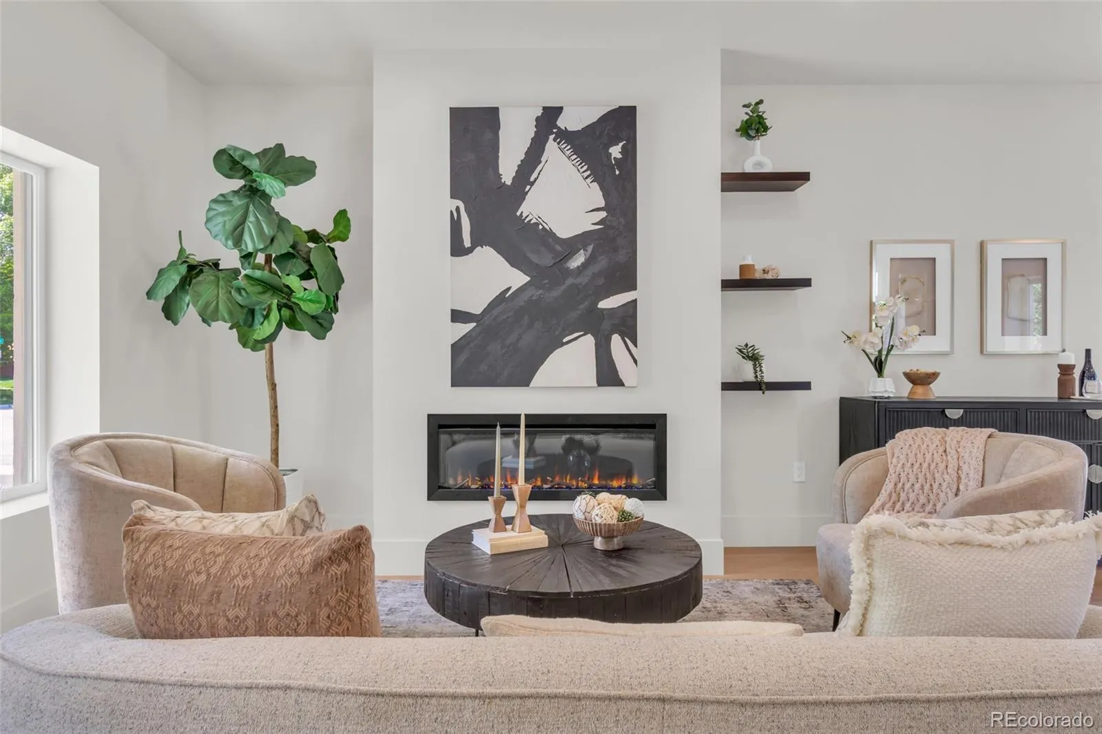 2905 N Vine Street Denver CO 80205 MLS #REC8376938 05202026001339 1600 14