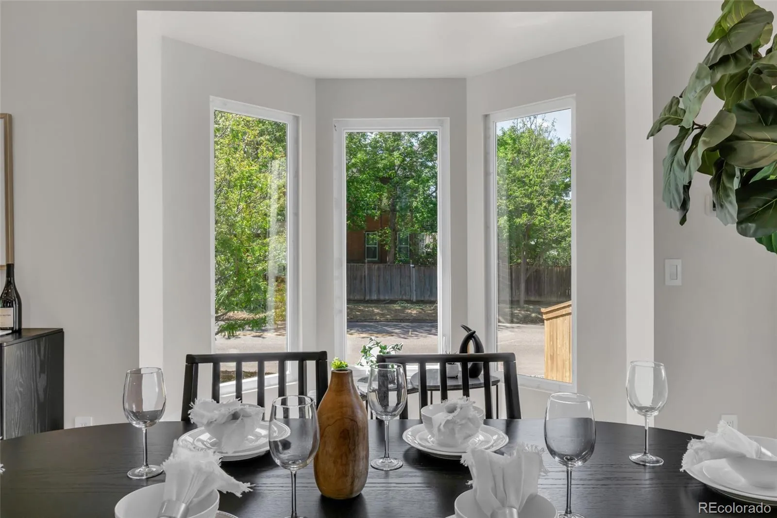 2905 N Vine Street Denver CO 80205 MLS #REC8376938 05202026001339 1600 18