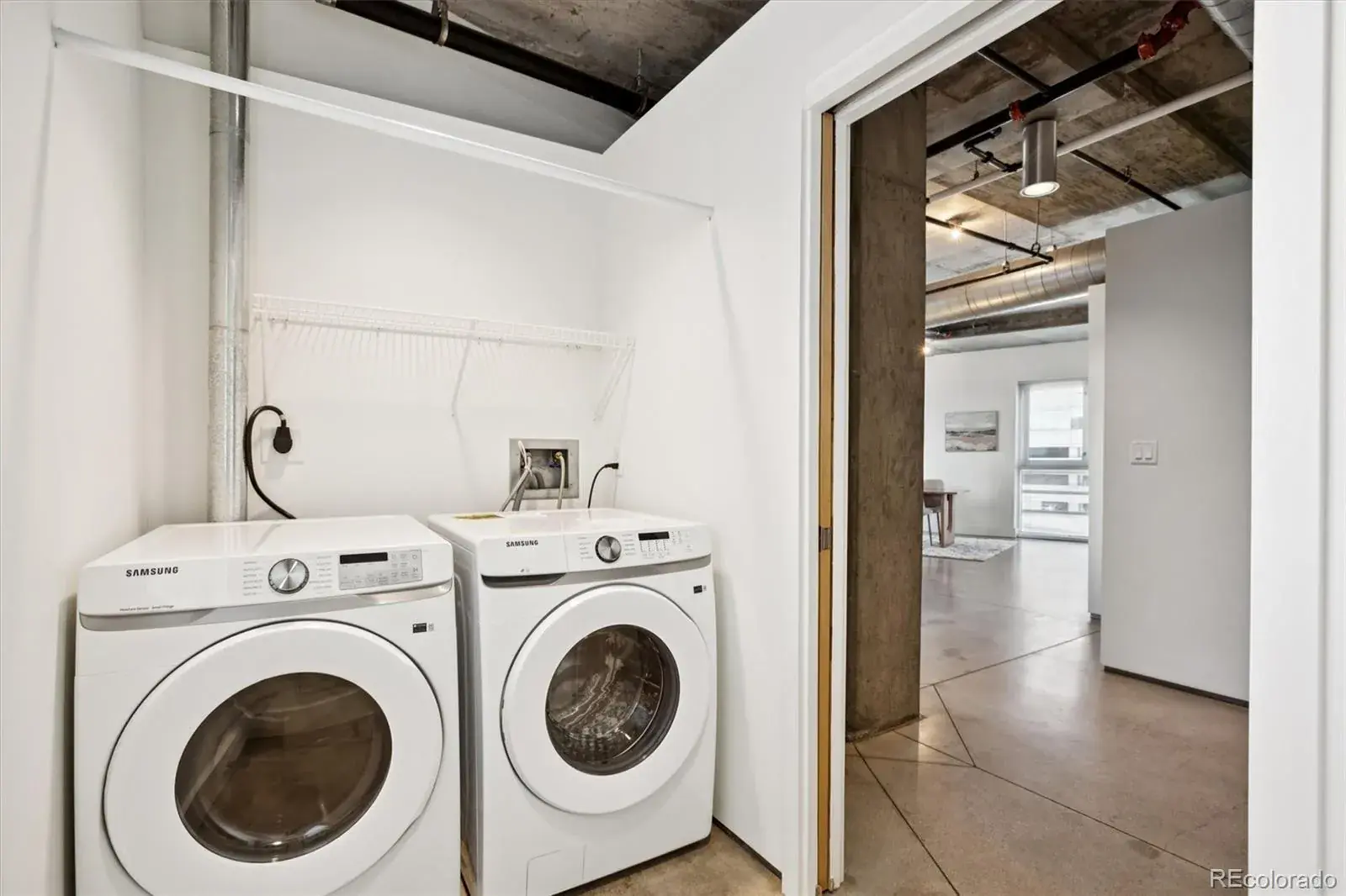 11182025200331 1600 23