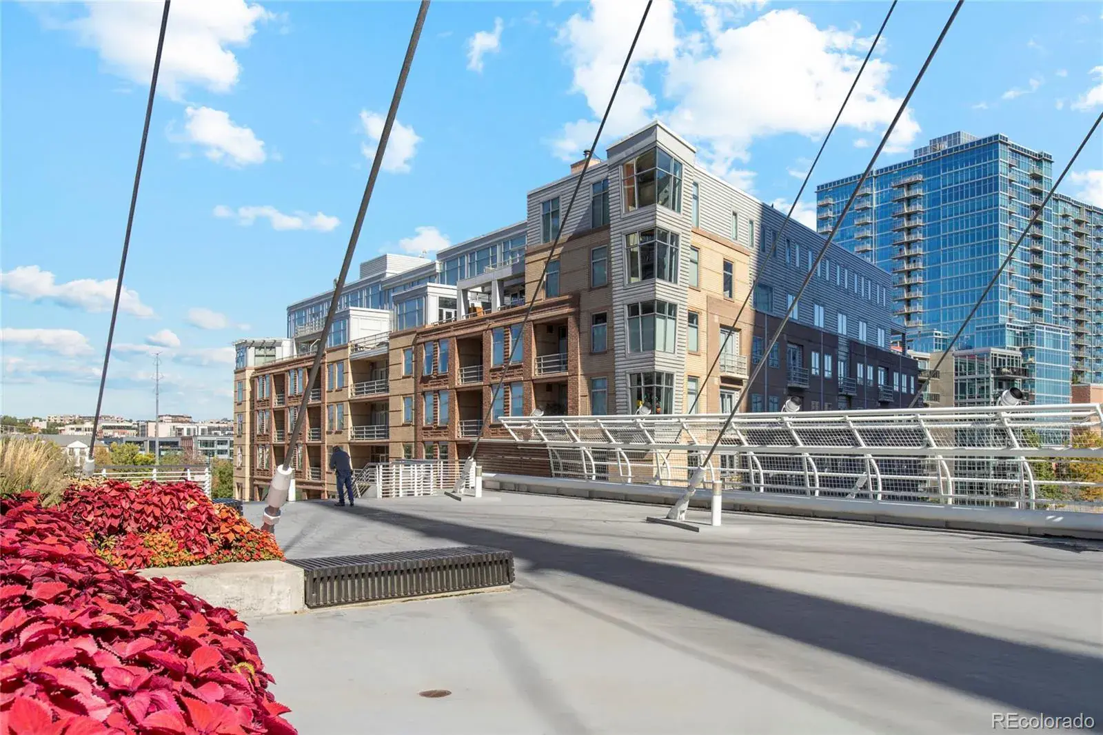 11182025200331 1600 29