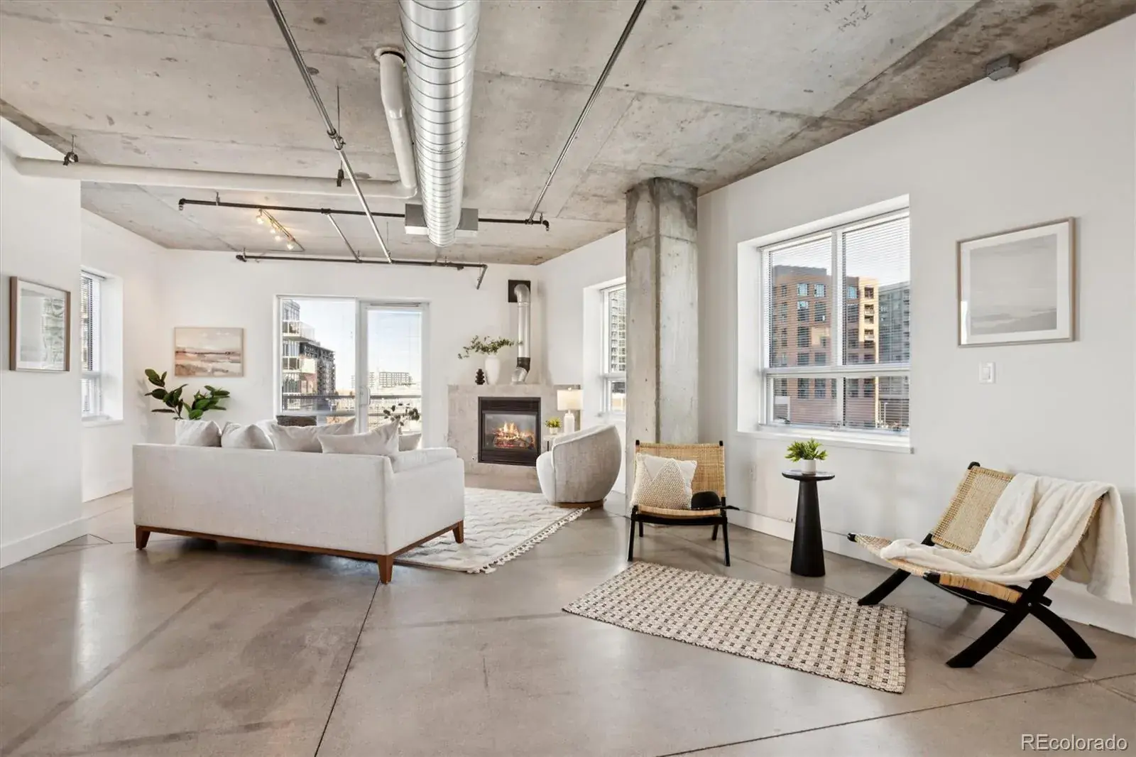 11182025200331 1600 7