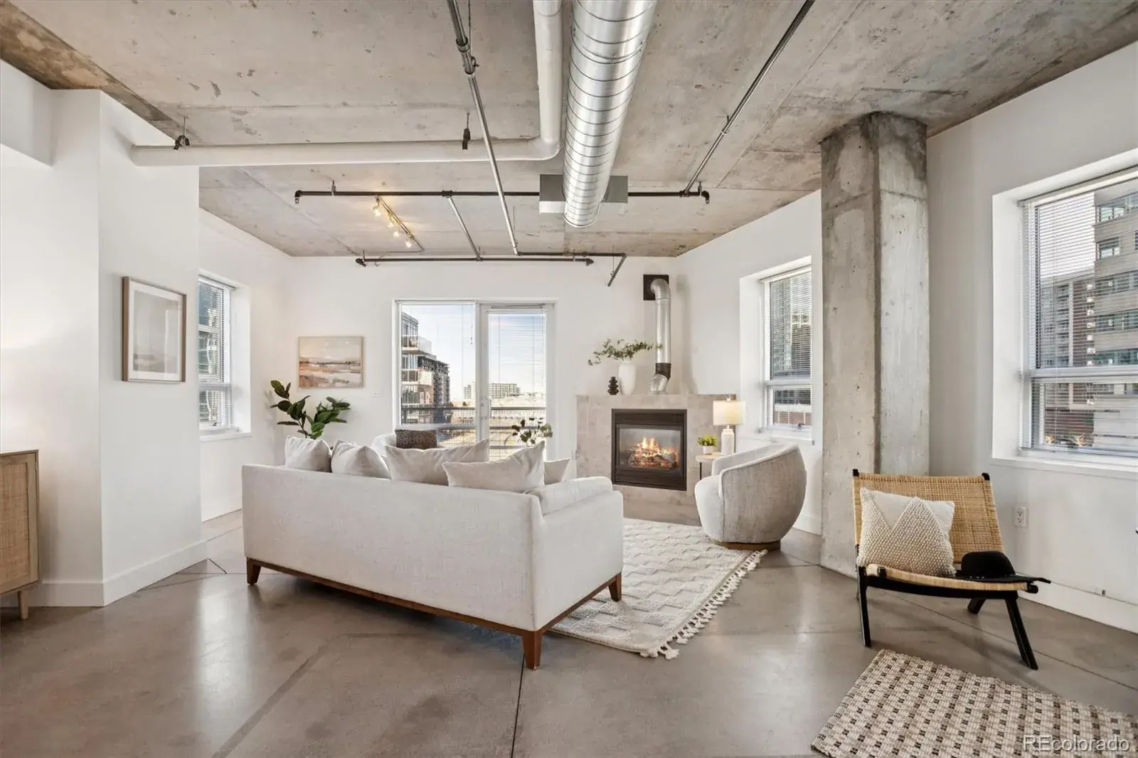 11182025200331 1600 8