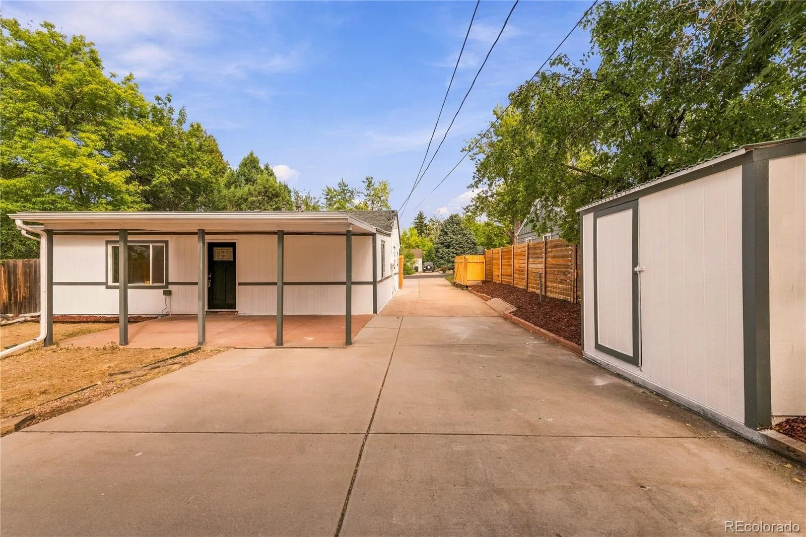 3413 S Eudora Street Denver CO 80222 | MLS #REC8381402 09242026224807 1600 22