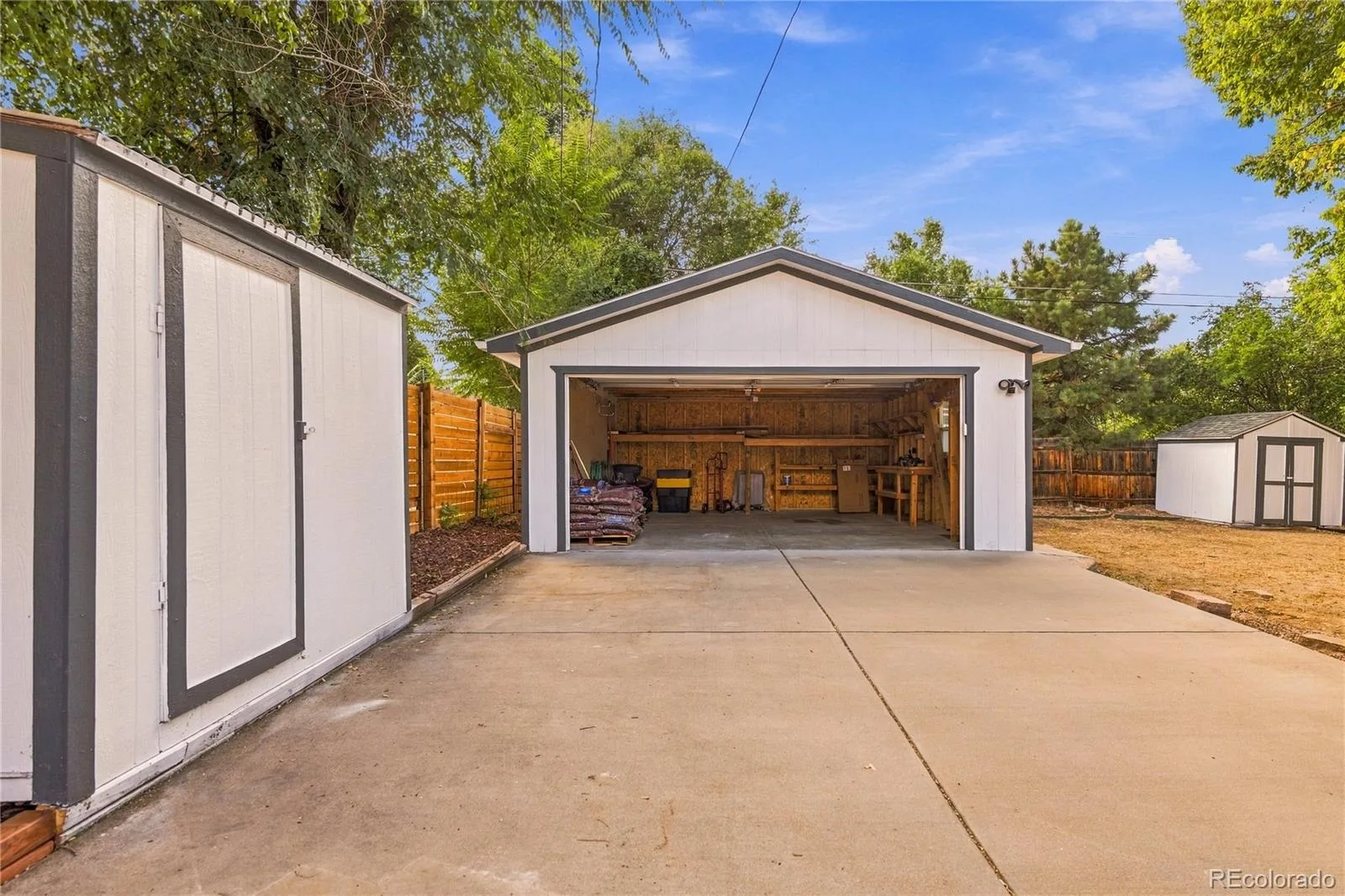 3413 S Eudora Street Denver CO 80222 | MLS #REC8381402 09242026224807 1600 28