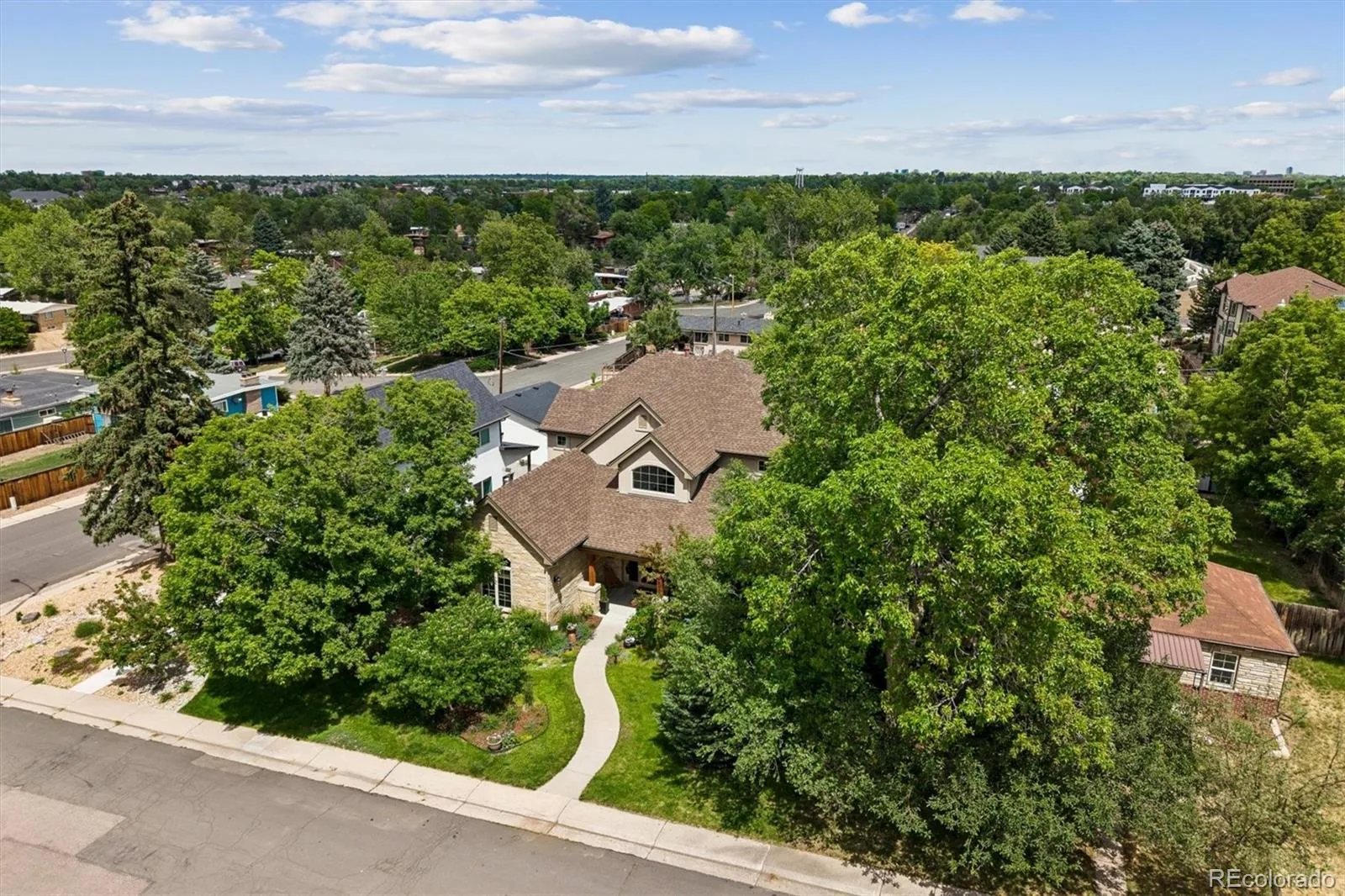 5518 S Foresthill Street Littleton CO 80120 | MLS #REC8385067 10022026181912 1600 1