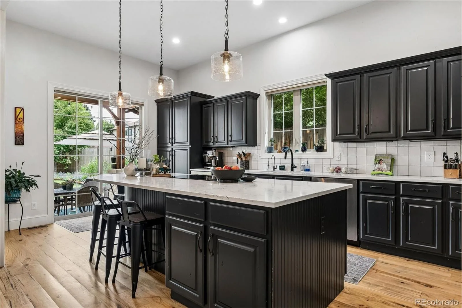5518 S Foresthill Street Littleton CO 80120 | MLS #REC8385067 10022026181912 1600 11