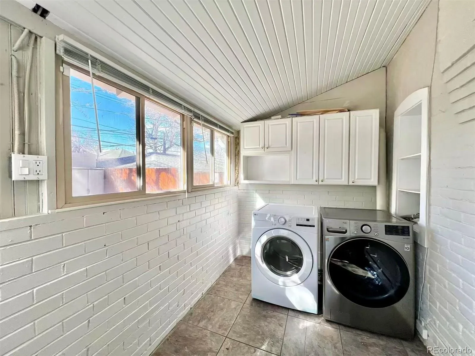 03182026230124 1600 14