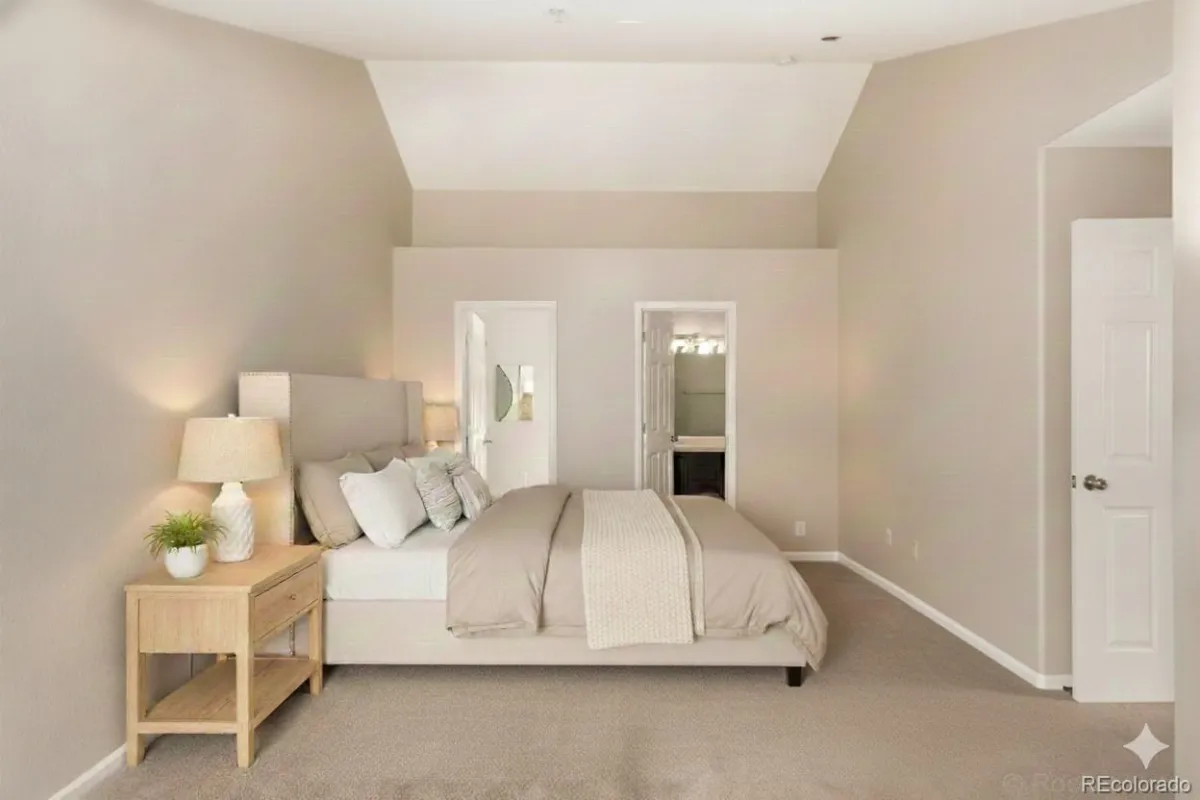 9550 E Florida Avenue #2023 Denver CO 80247 MLS #REC8388708 04302026122103 1200 4