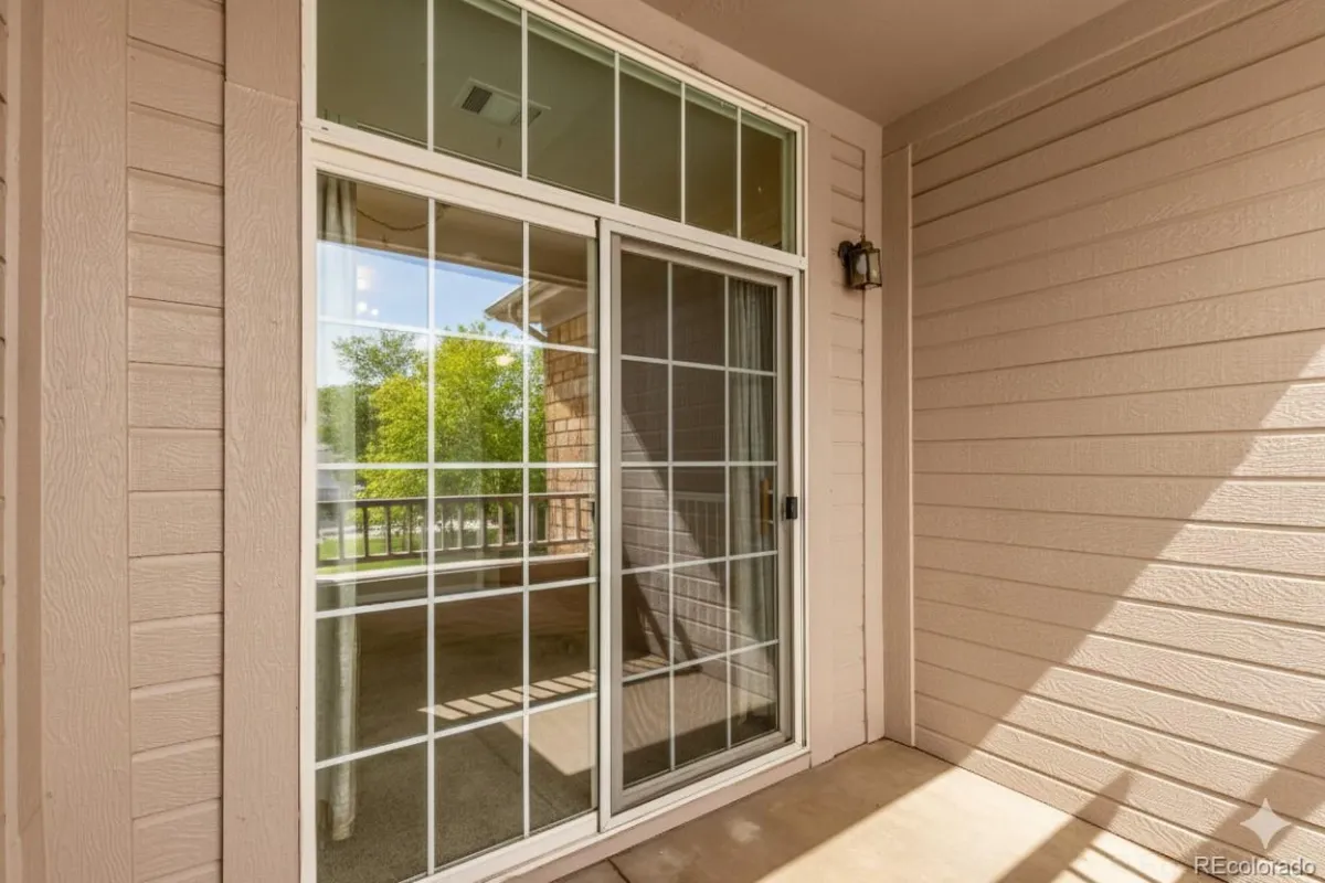 9550 E Florida Avenue #2023 Denver CO 80247 MLS #REC8388708 04302026122103 1200 7