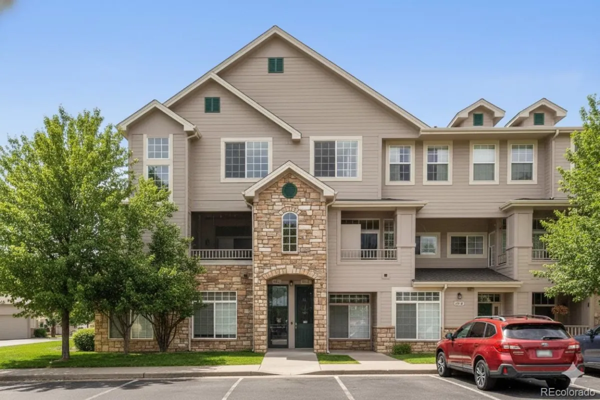 9550 E Florida Avenue #2023 Denver CO 80247 MLS #REC8388708 04302026122103 1200 8