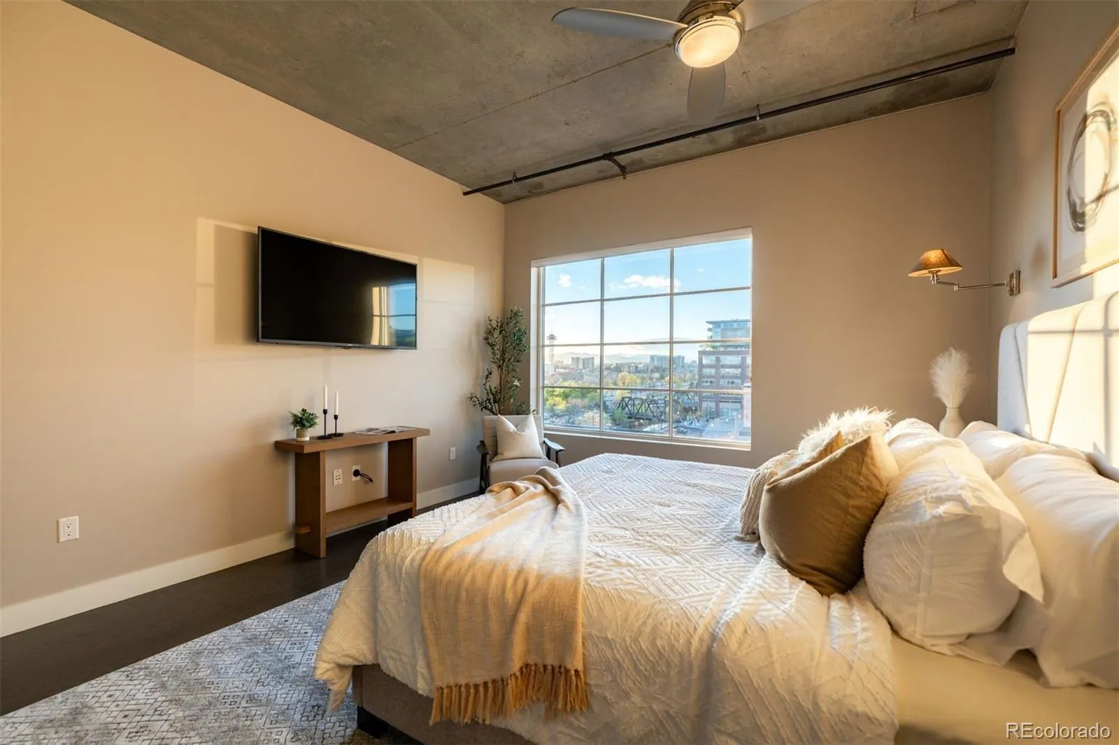 04132026210829 1600 17