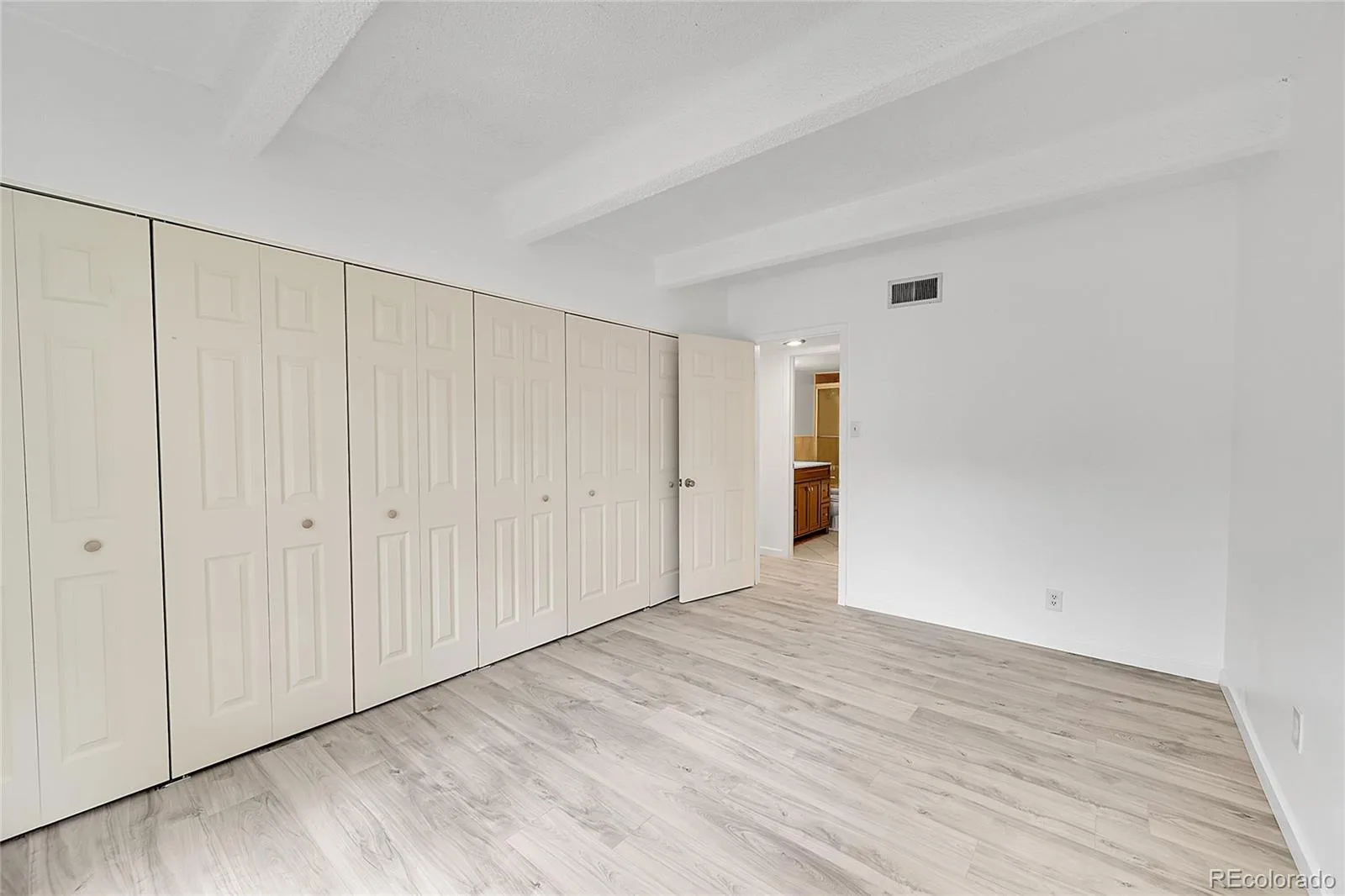 2525 S Dayton Way #1608 Denver CO 80231 MLS #REC8389433 07142026202647 1600 17