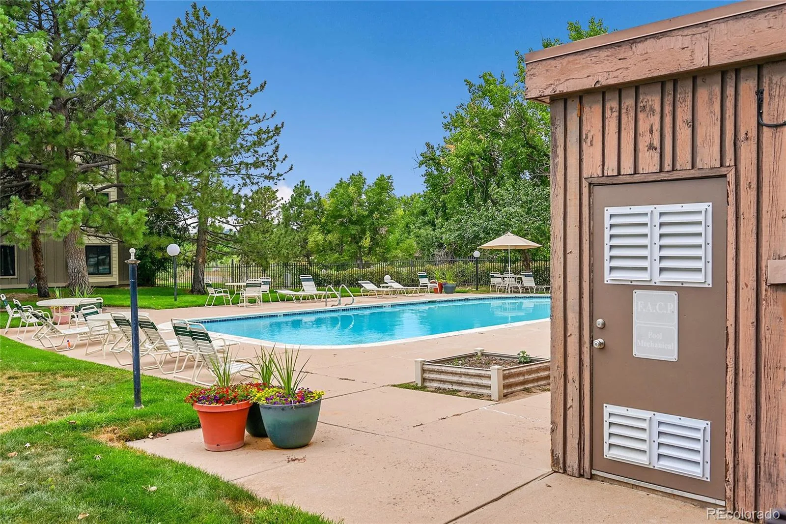 2525 S Dayton Way #1608 Denver CO 80231 MLS #REC8389433 07142026202647 1600 21