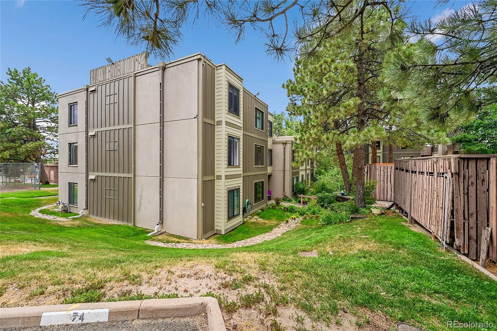 2525 S Dayton Way #1608 Denver CO 80231 MLS #REC8389433 07142026202647 1600 24