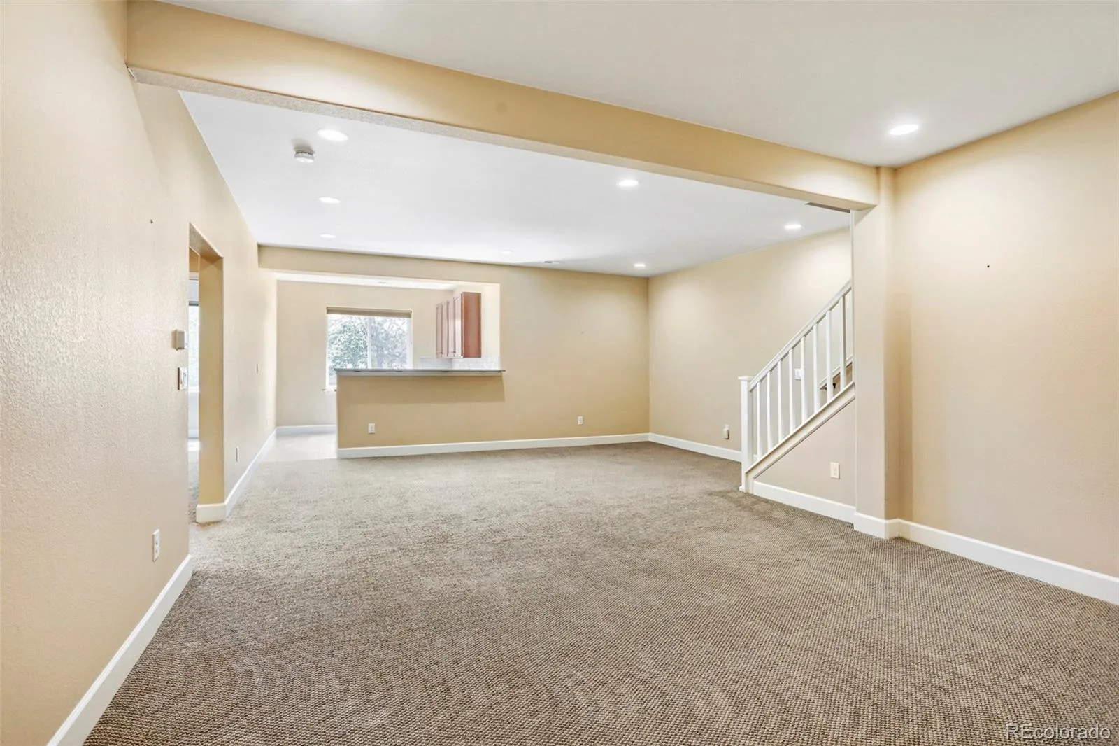 6998 W Jewell Drive Lakewood CO 80227 | MLS #REC8389904 09232026011406 1600 17